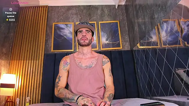 Lancelot_Benwick live sex cam