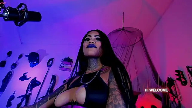 deborah_tatto live cam on StripChat