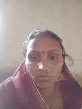 Juli_rathore live cam on StripChat