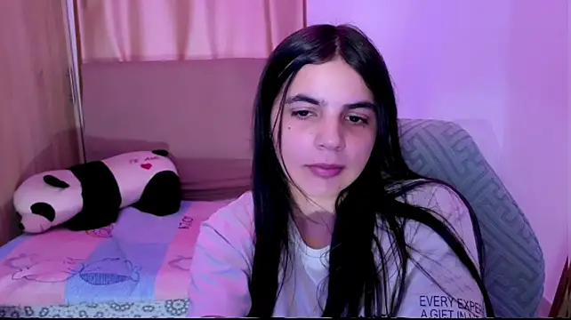 _elenna live cam on StripChat