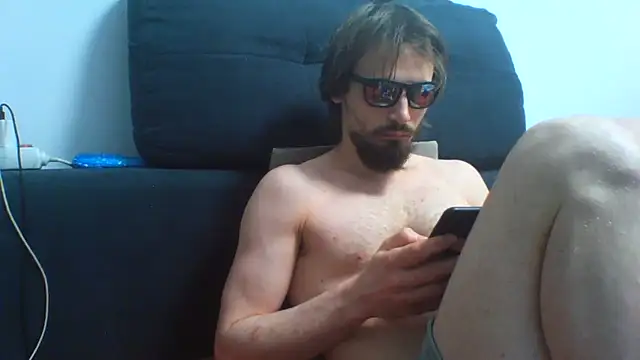 KaelNox live cam on StripChat