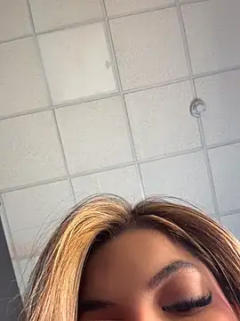 AngelBlushXXX live sex cam