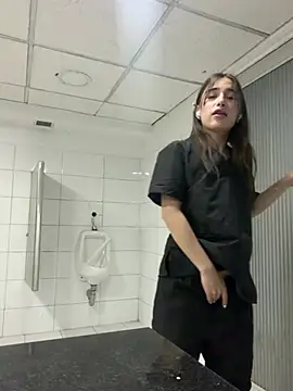 Sweet_Milaa1 live sex cam