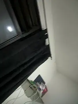 Ruxxxo18 live sex cam