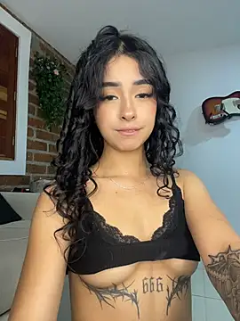 RosseMelody live sex cam