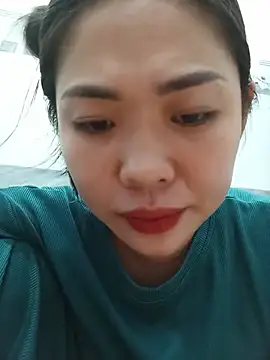 Poly_baby live cam on StripChat