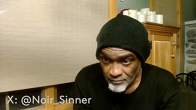 sinnernoir live cam on StripChat