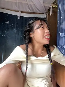 Hikomy- live cam on StripChat