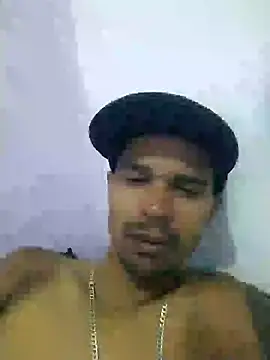 Dogaosilveira live cam on StripChat