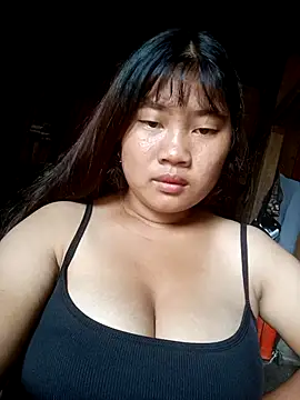 Emelyzz live sex cam
