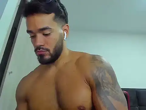 Alexander_Martines live sex cam