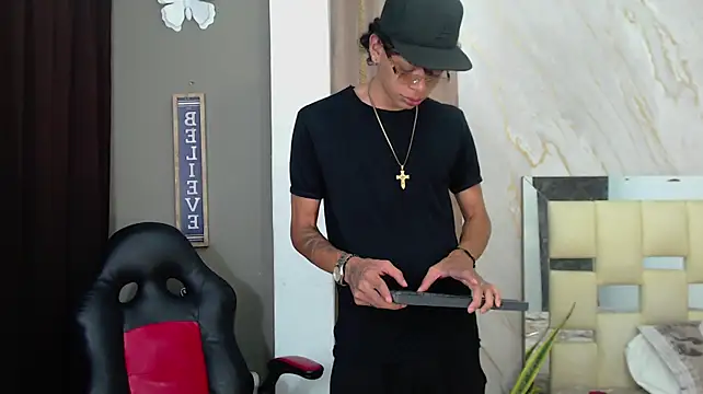 Harry_jhonsson live sex cam