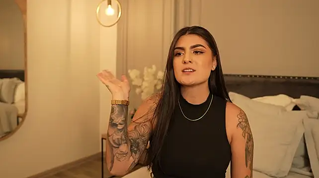IrisBaker live sex cam