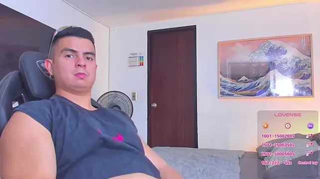 RJBarto live cam on StripChat