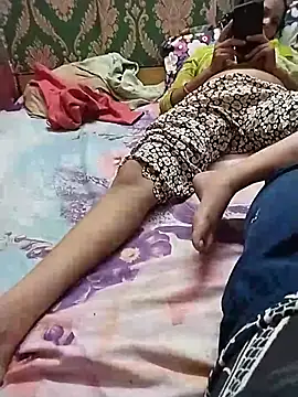 RUCHI_DARLING live sex cam
