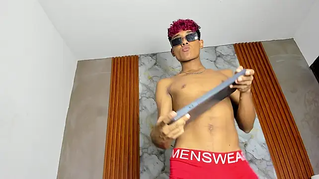 BOUL_GUYS live cam on StripChat