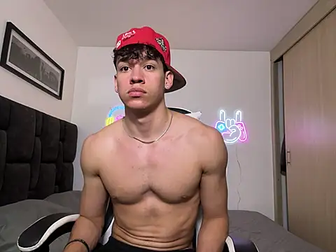 Luke_Muscle live sex cam