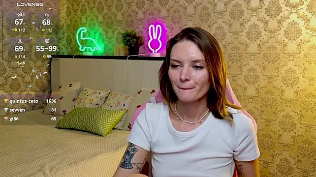 Ursula_Andres live cam on StripChat