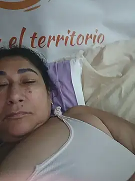 PatriciaGrajales live cam on StripChat