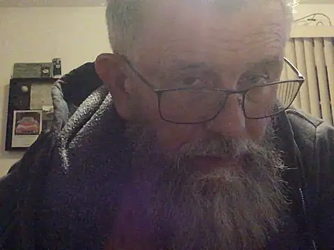 nightmoves1970 live sex cam