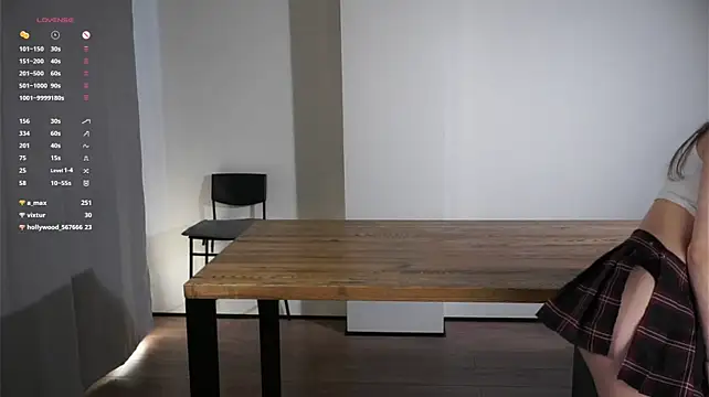 CaseyMulders live sex cam