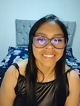 Valentina_hz live cam on StripChat