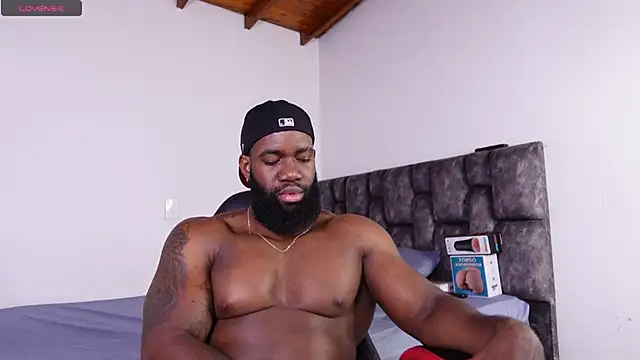james_musclebbc live cam on StripChat