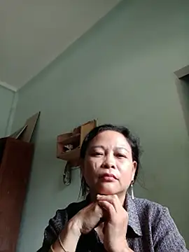 Cinby68 live cam on StripChat