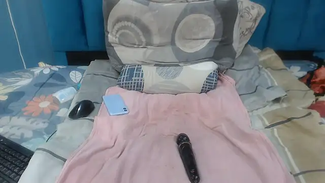 DarkEbonyX live sex cam