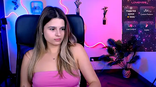 berry_alma live cam on StripChat