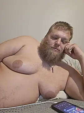 rugrat28110 live cam on StripChat