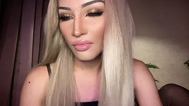 Alicegreenexx live sex cam