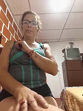 sexiigatica live cam on StripChat