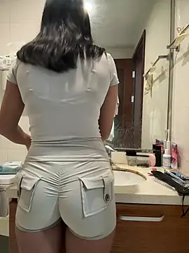 ruanruan05 live sex cam