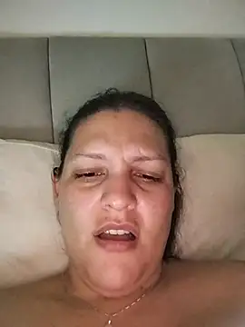 Mia_Hampton live cam on StripChat