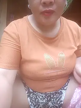 MISSAGKUTE20 live cam on StripChat