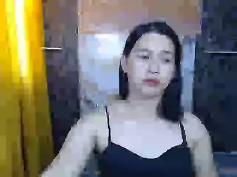 ur_asianpretty live cam on StripChat