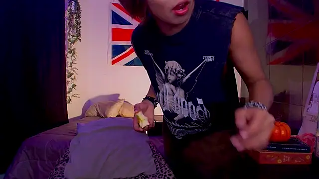 Aronn_44 live cam on StripChat