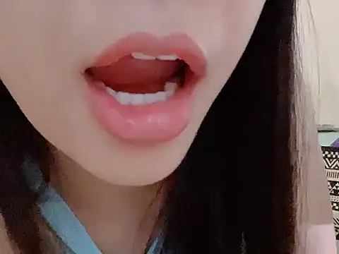 Karen8686 live sex cam