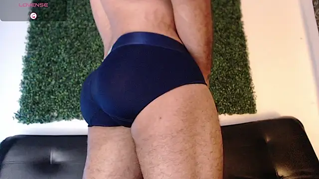 sam_ford_2 live cam on StripChat