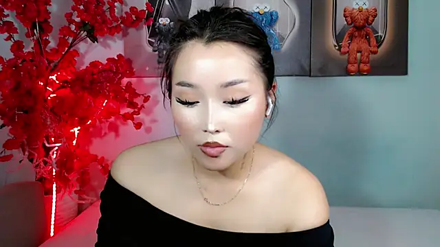 ichiben live cam on StripChat