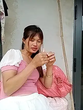gogo-min live cam on StripChat