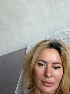 Tania201243