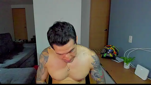 Uxiox live sex cam