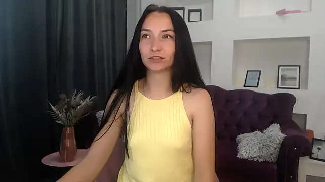 Yr_Shy_Bae live cam on StripChat
