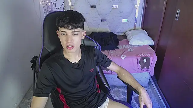 Liom_Gym live sex cam