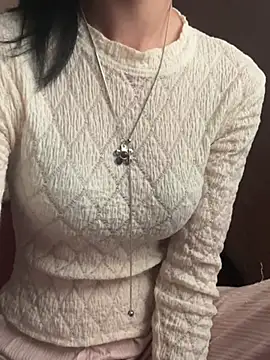 -mayhan11 live cam on StripChat