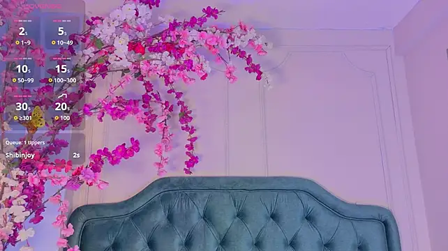 dakota_flame_cr live cam on StripChat