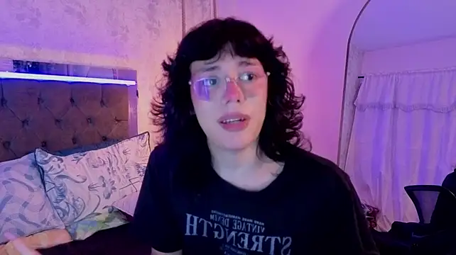 pixy_20 live cam on StripChat