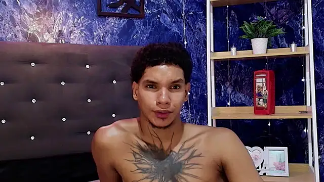 kai_storm77 live cam on StripChat